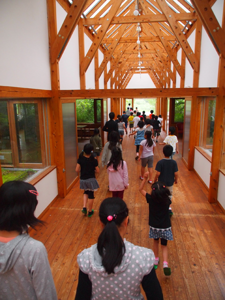 建物内も見学