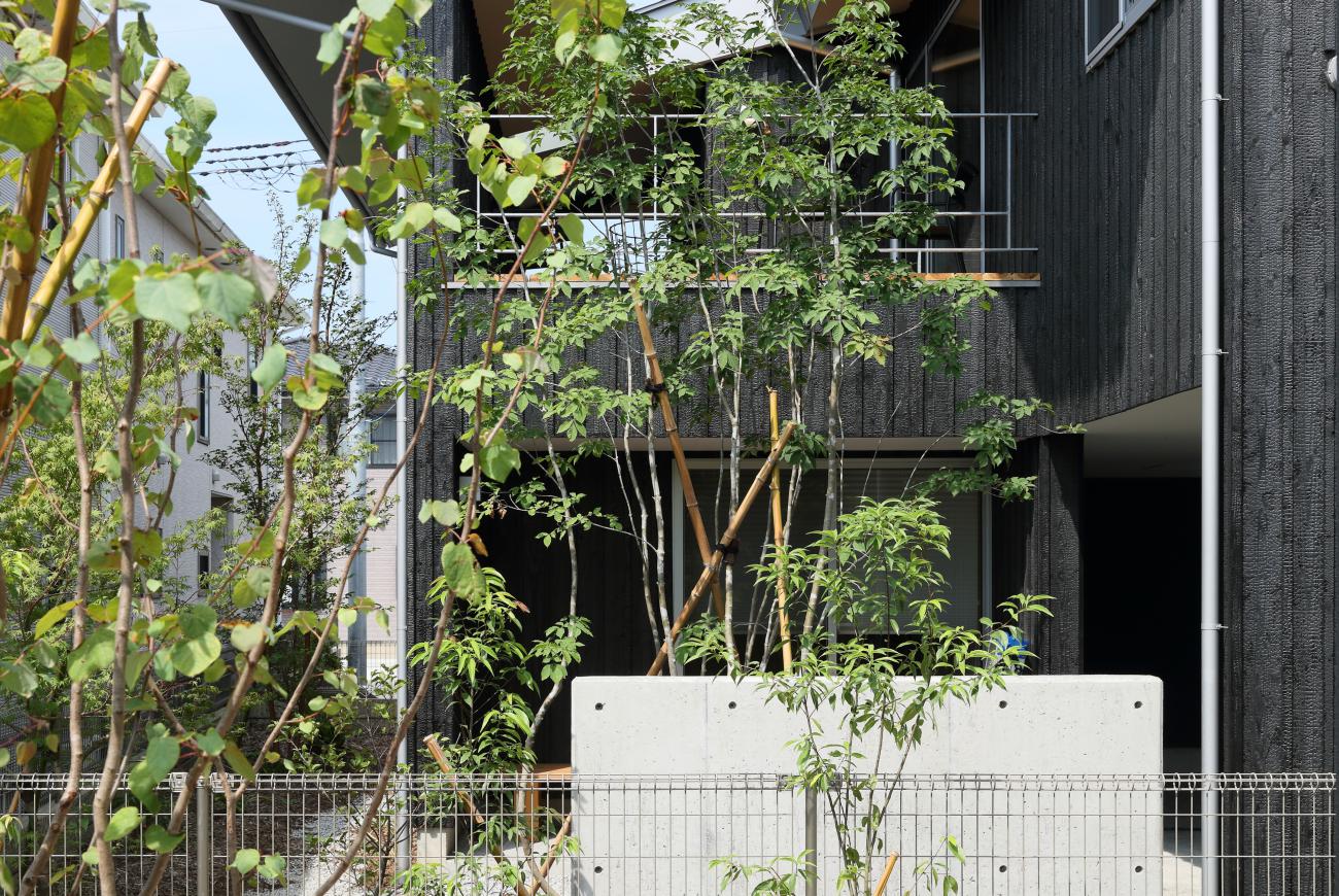 田村建設㈱・前橋モデル　焼杉の家　実邸サイズ
